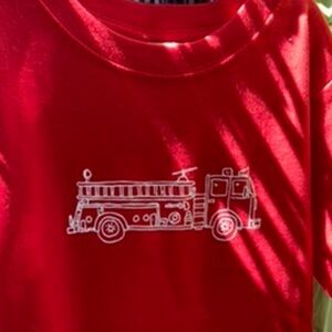 Sz YS 8 NWT Red Fire Truck Honey Bees Kids